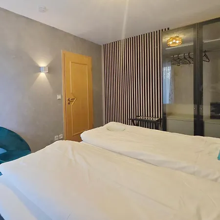 Apartment Apart Waldershof Lejlighed